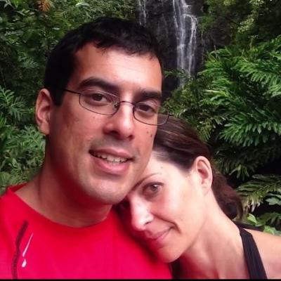 Picture of Jag with his late wife Carolyn leaning on his shoulder.