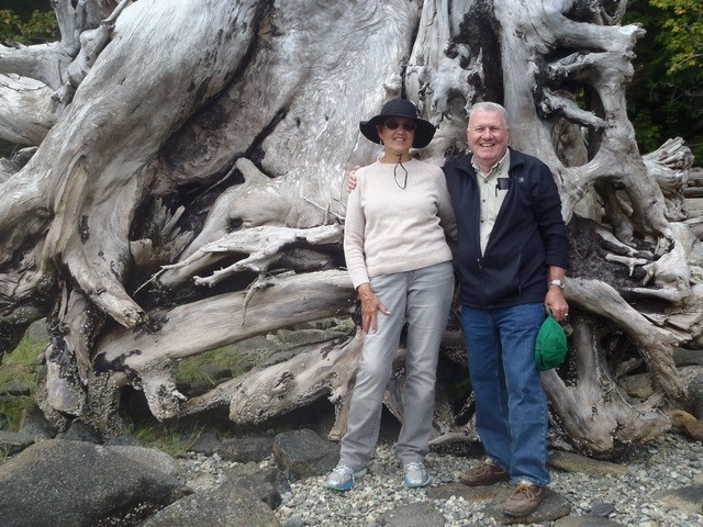 Marilyn and Wally stayed active throughout Wally’s journey with dementia and recently reached out for support from the Alzheimer Society of B.C. as his symptoms worsened.