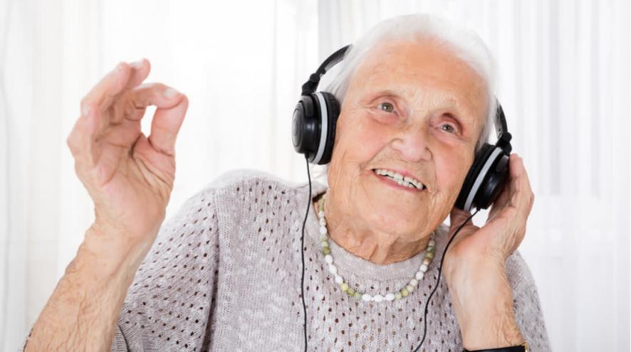 The Music iPod Program provides people with dementia with MP3 players pre-loaded with personally meaningful music. 